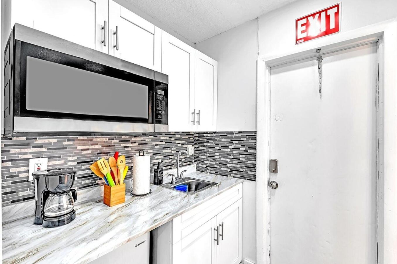 New 2 Bed Studio Close To Beach & Casino Ha04 Голливуд Экстерьер фото